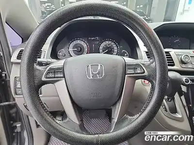 Honda Odyssey 2016 3.5 Автомат в Москве № 233001, миниатюра 9