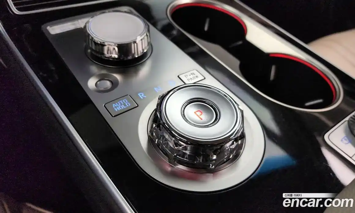 Genesis GV80 2024 2.5 Автомат в Москве № 25672, фото 18