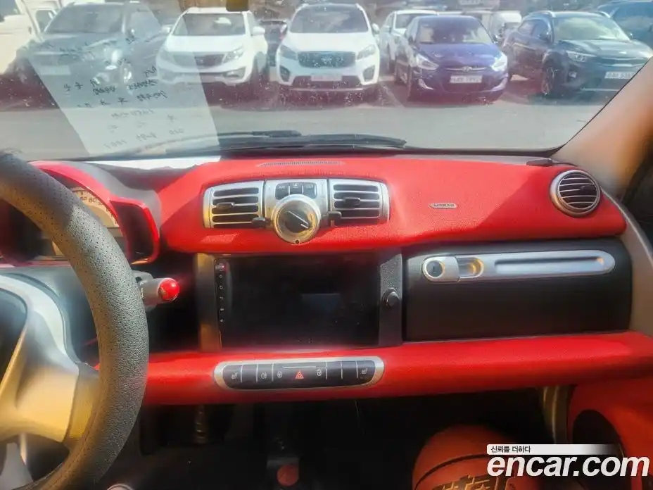 Smart Fortwo 2013 1.0 Автомат в Москве № 259512, фото 16