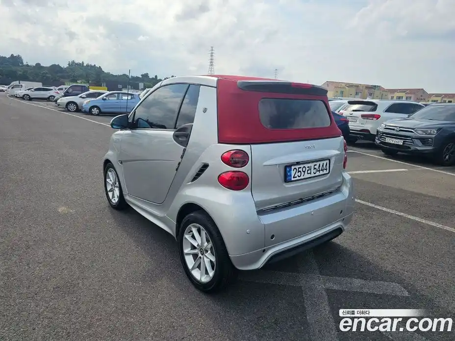Smart Fortwo 2013 1.0 Автомат в Москве № 259512, фото 6