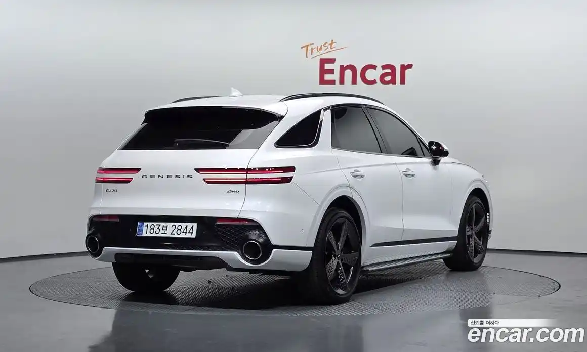 Genesis GV70 2024 2.5 Автомат в Москве № 26270, фото 13