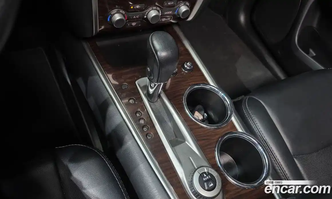 Nissan Pathfinder 2016 3.5 Автомат в Москве № 265802, фото 11