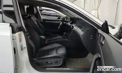 Volkswagen Arteon 2019 2.0 Автомат в Москве № 276373, миниатюра 11