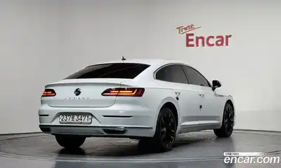 Volkswagen Arteon 2019 2.0 Автомат в Москве № 276373, миниатюра 2