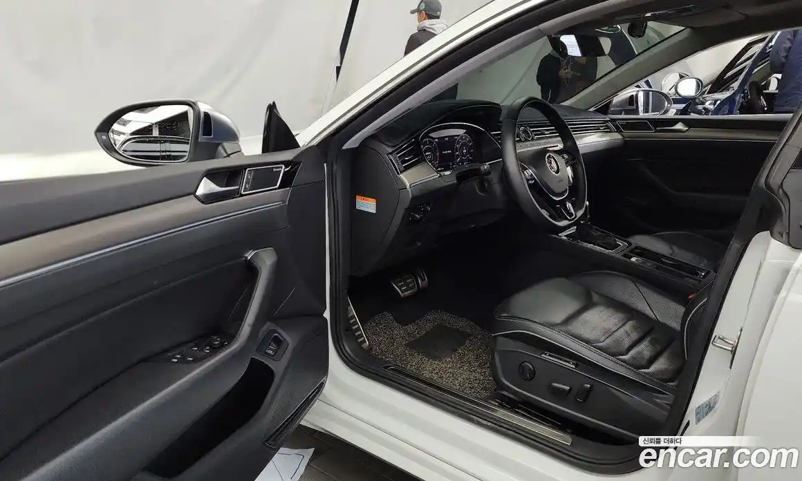 Volkswagen Arteon 2019 2.0 Автомат в Москве № 276373, фото 10