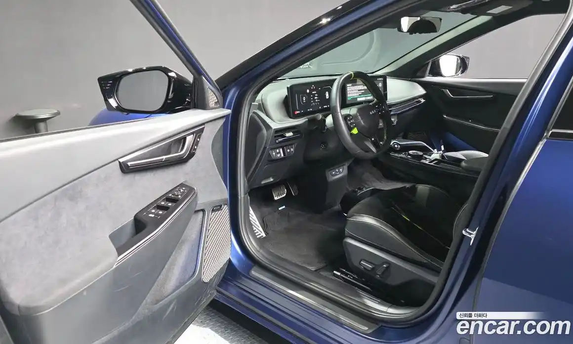 Kia EV6 2025 0.1 Автомат в Москве № 284837, фото 10