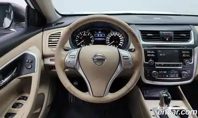 Nissan Altima 2017 2.5 Автомат в Москве № 284956, миниатюра 9