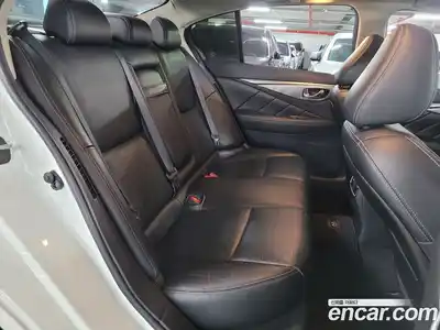 Infiniti Q50 2015 3.5 Автомат в Москве № 285331, миниатюра 9