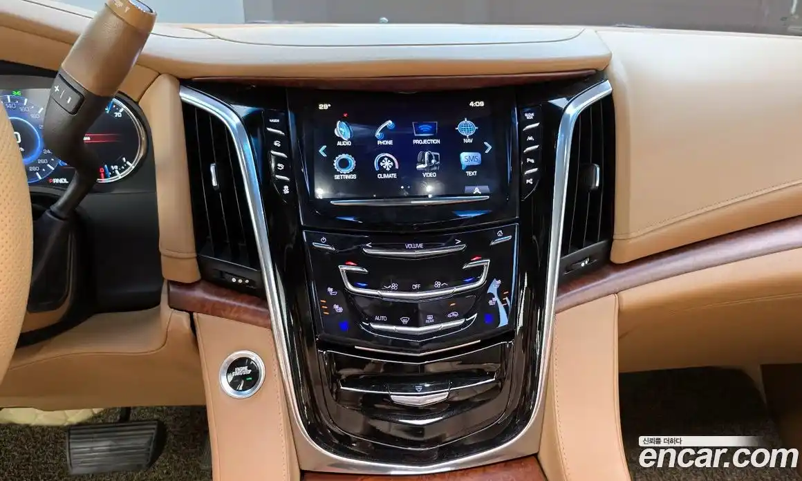 Cadillac Escalade 2017 6.2 Автомат в Москве № 285573, фото 17