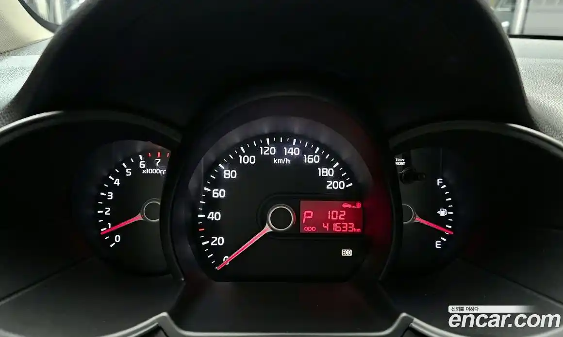 Kia Morning 2013 1.0 Автомат в Москве № 288355, фото 18