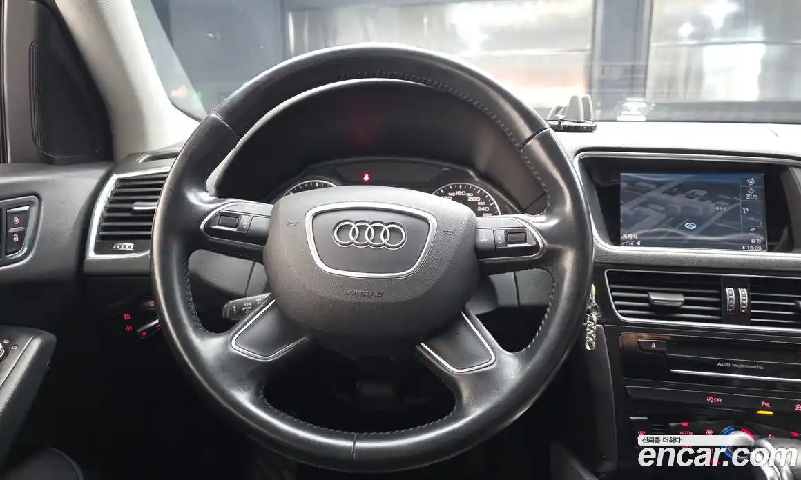 Audi Q5 2015 2.0 Автомат в Москве № 293365, фото 15