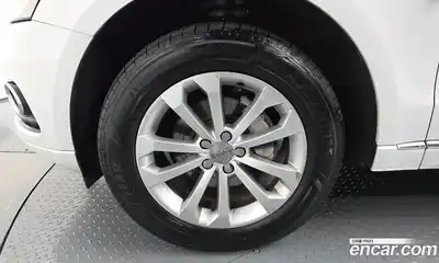 Audi Q5 2015 2.0 Автомат в Москве № 293365, миниатюра 4