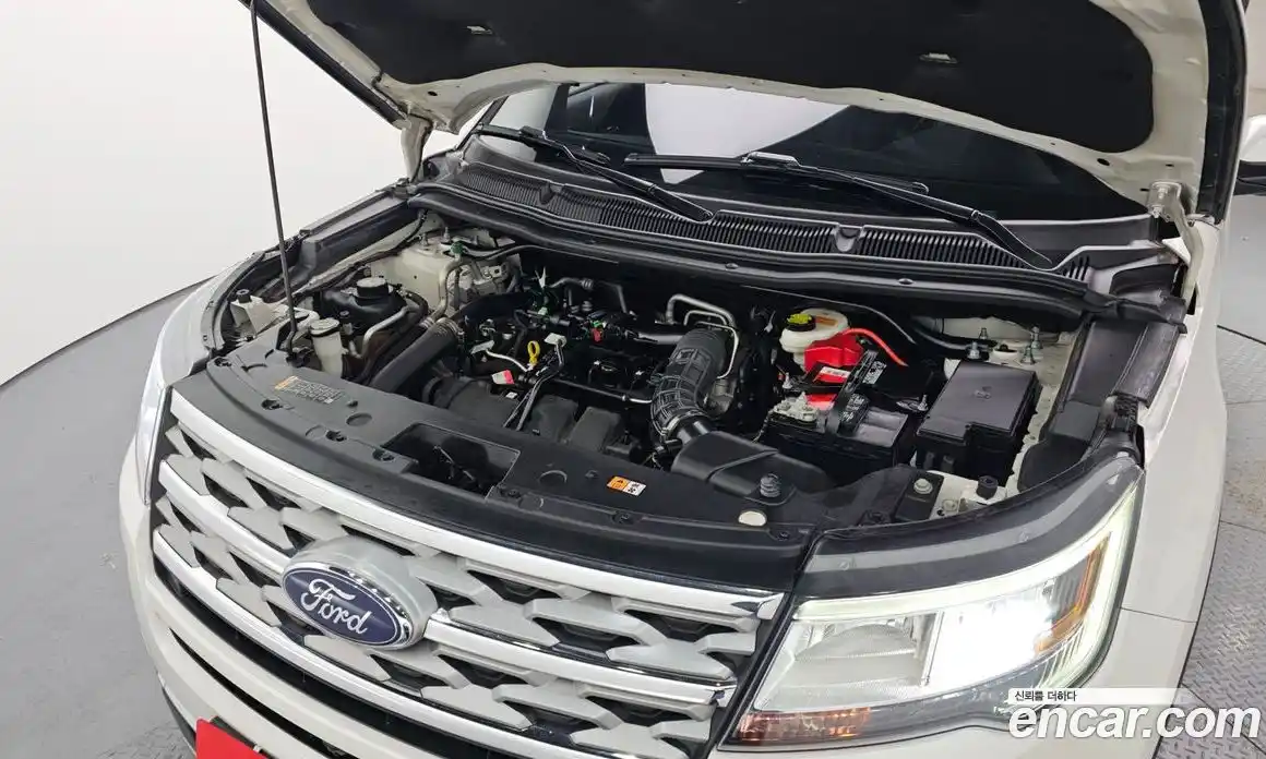 Ford Explorer 2019 2.3 Автомат в Москве № 303191, фото 13