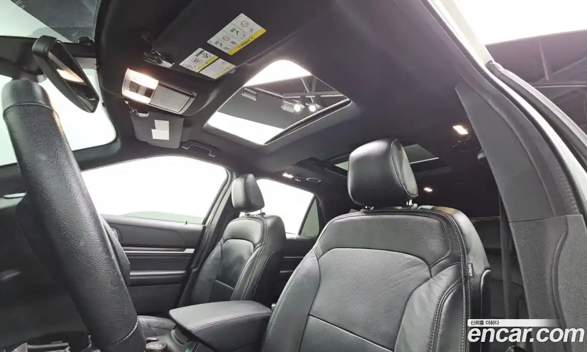 Ford Explorer 2019 2.3 Автомат в Москве № 303191, фото 14