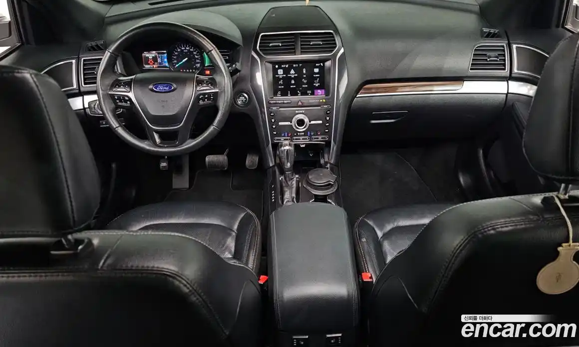 Ford Explorer 2019 2.3 Автомат в Москве № 303191, фото 18