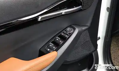 Kia Seltos 2025 1.6 Автомат в Москве № 306329, миниатюра 4