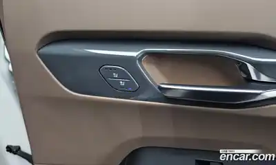 Kia EV9 2024 0.2 Автомат в Москве № 307934, миниатюра 11