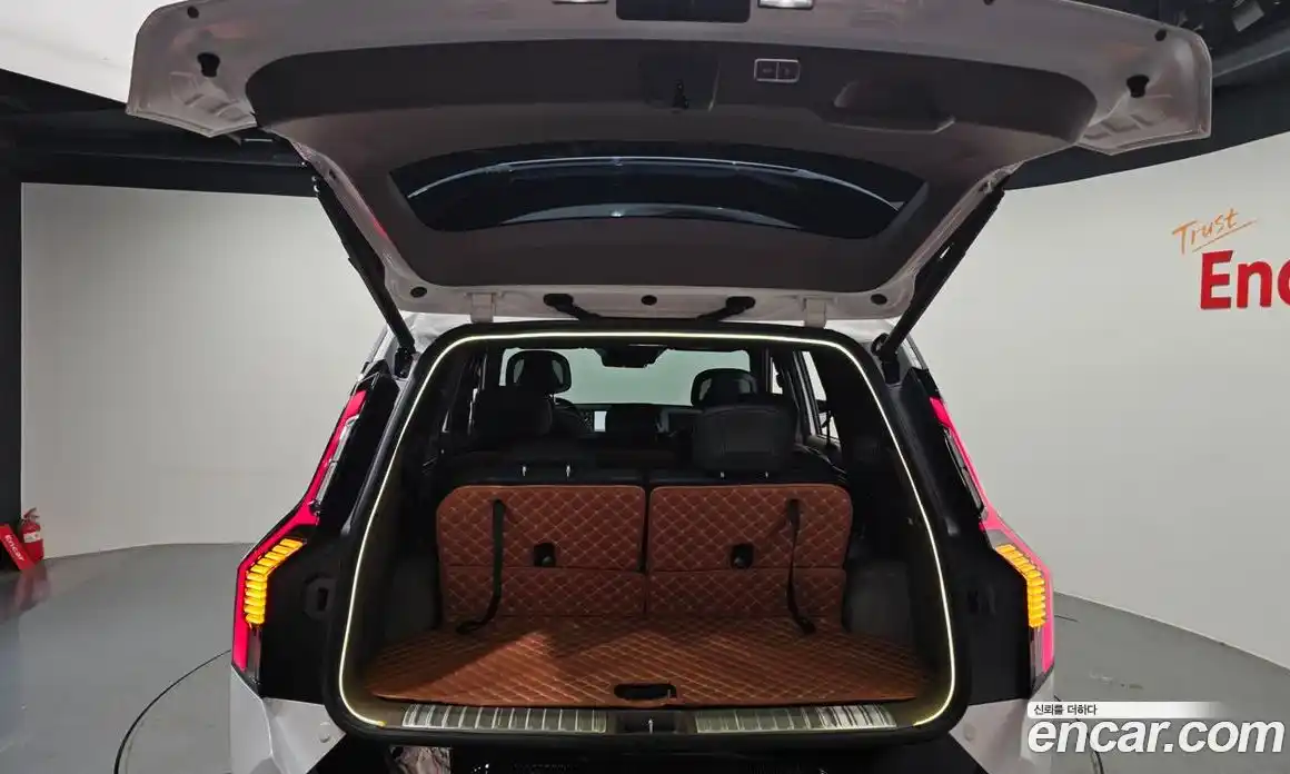 Kia EV9 2024 0.2 Автомат в Москве № 307934, фото 19