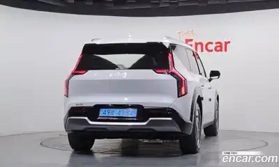 Kia EV9 2024 0.2 Автомат в Москве № 307934, миниатюра 9