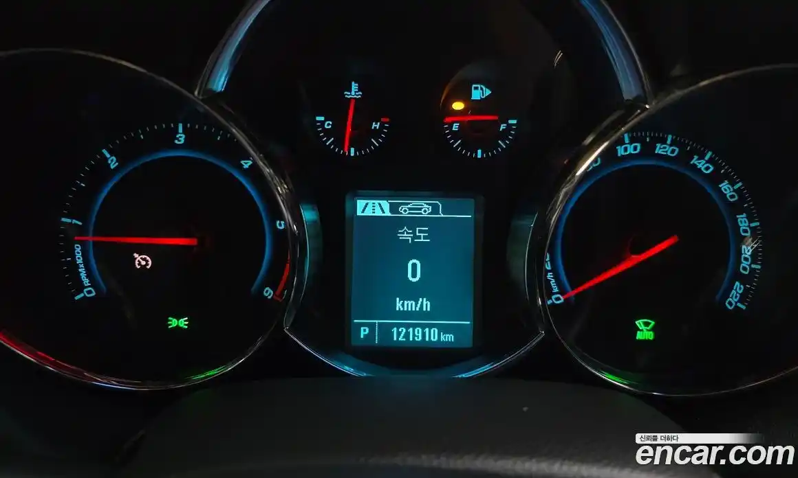 Chevrolet Cruze 2014 2.0 Автомат в Москве № 315223, фото 17