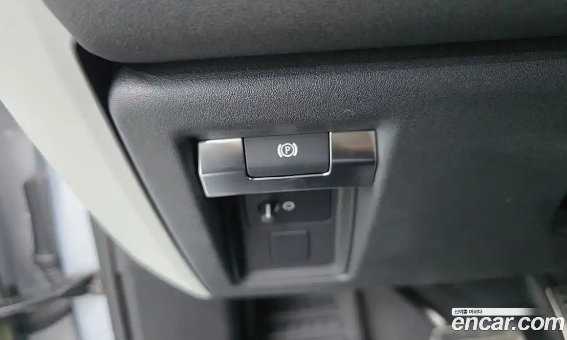 Land Rover Defender 2023 3.0 Автомат в Москве № 315459, фото 14