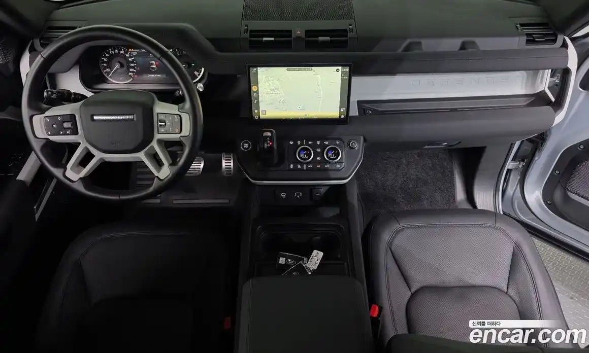 Land Rover Defender 2023 3.0 Автомат в Москве № 315459, фото 7