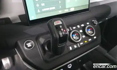 Land Rover Defender 2023 3.0 Автомат в Москве № 315459, миниатюра 9