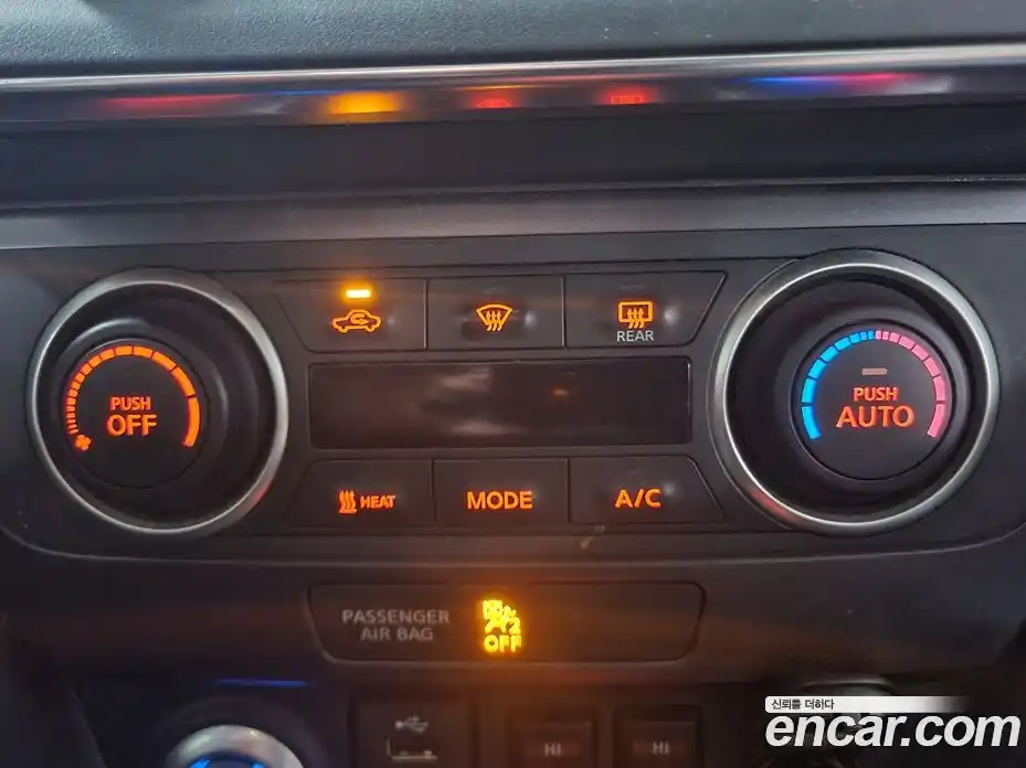 Nissan Leaf 2019 0.1 Автомат в Москве № 326499, фото 17