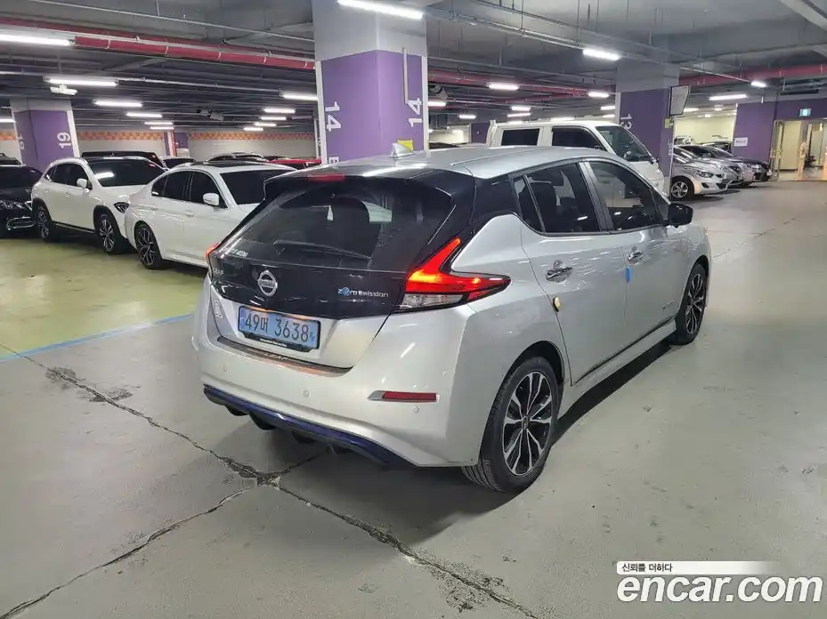 Nissan Leaf 2019 0.1 Автомат в Москве № 326499, фото 4