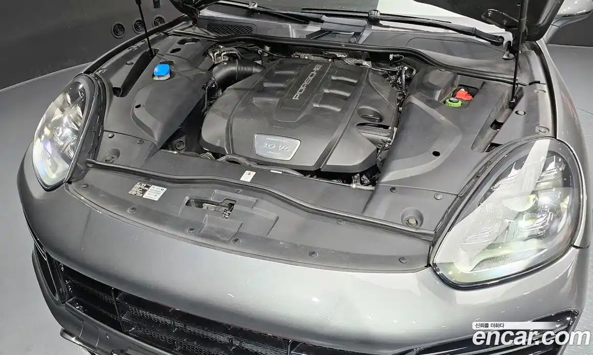 Porsche Cayenne 2016 3.0 Автомат в Москве № 331905, фото 12