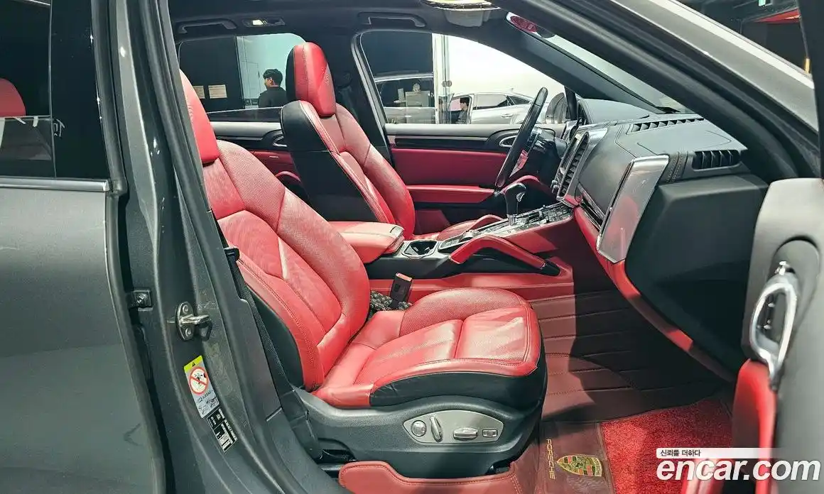 Porsche Cayenne 2016 3.0 Автомат в Москве № 331905, фото 15