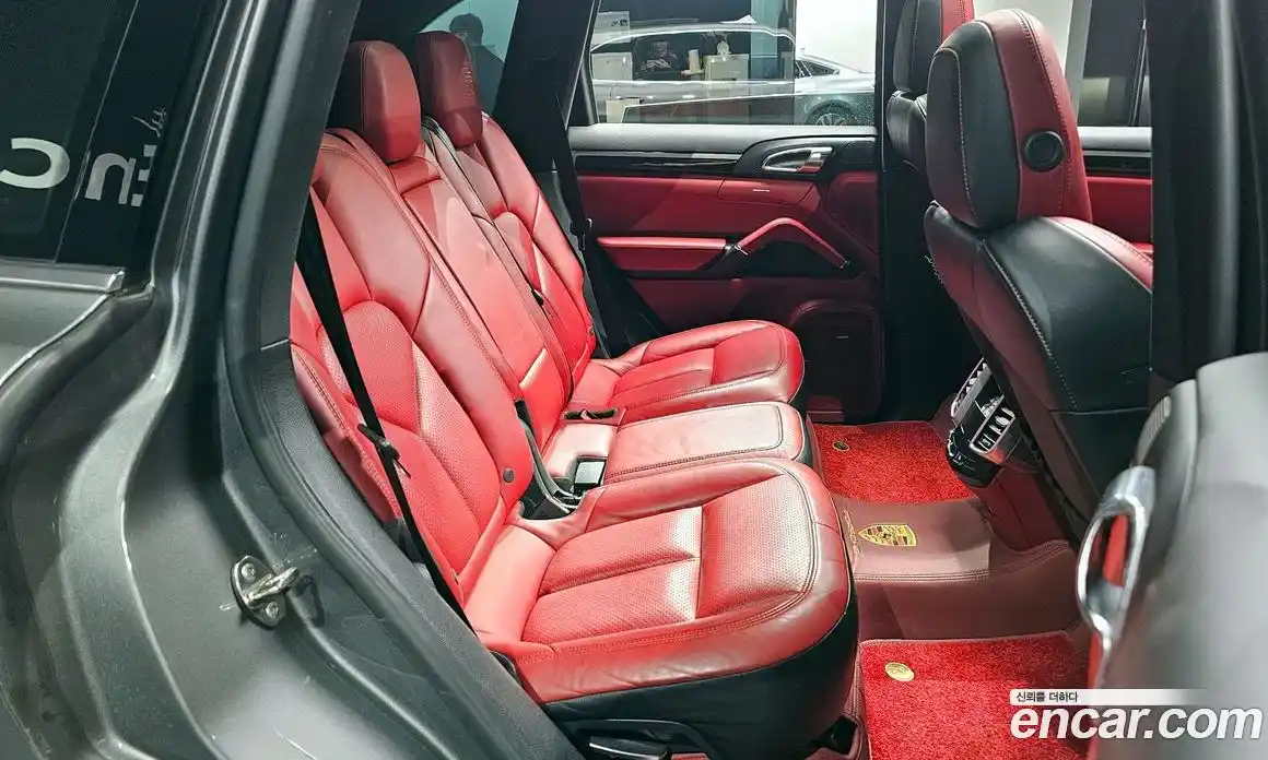 Porsche Cayenne 2016 3.0 Автомат в Москве № 331905, фото 16