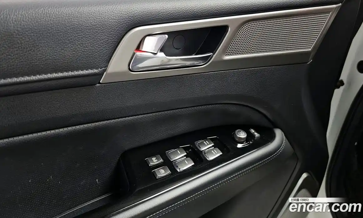 SsangYong Rexton 2018 2.2 Автомат в Москве № 34270, фото 18