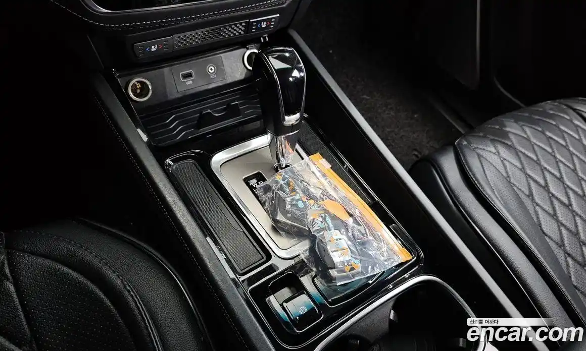 SsangYong Rexton 2018 2.2 Автомат в Москве № 34270, фото 9