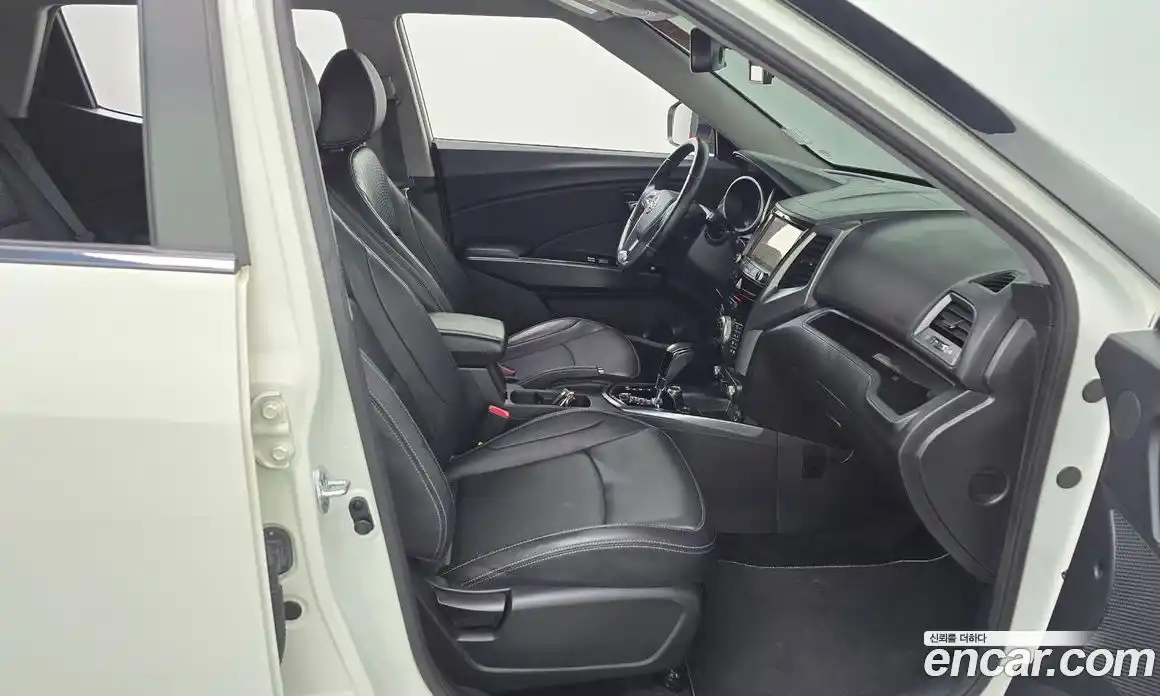 SsangYong TIBOLI 2018 1.6 Автомат в Москве № 34295, фото 11