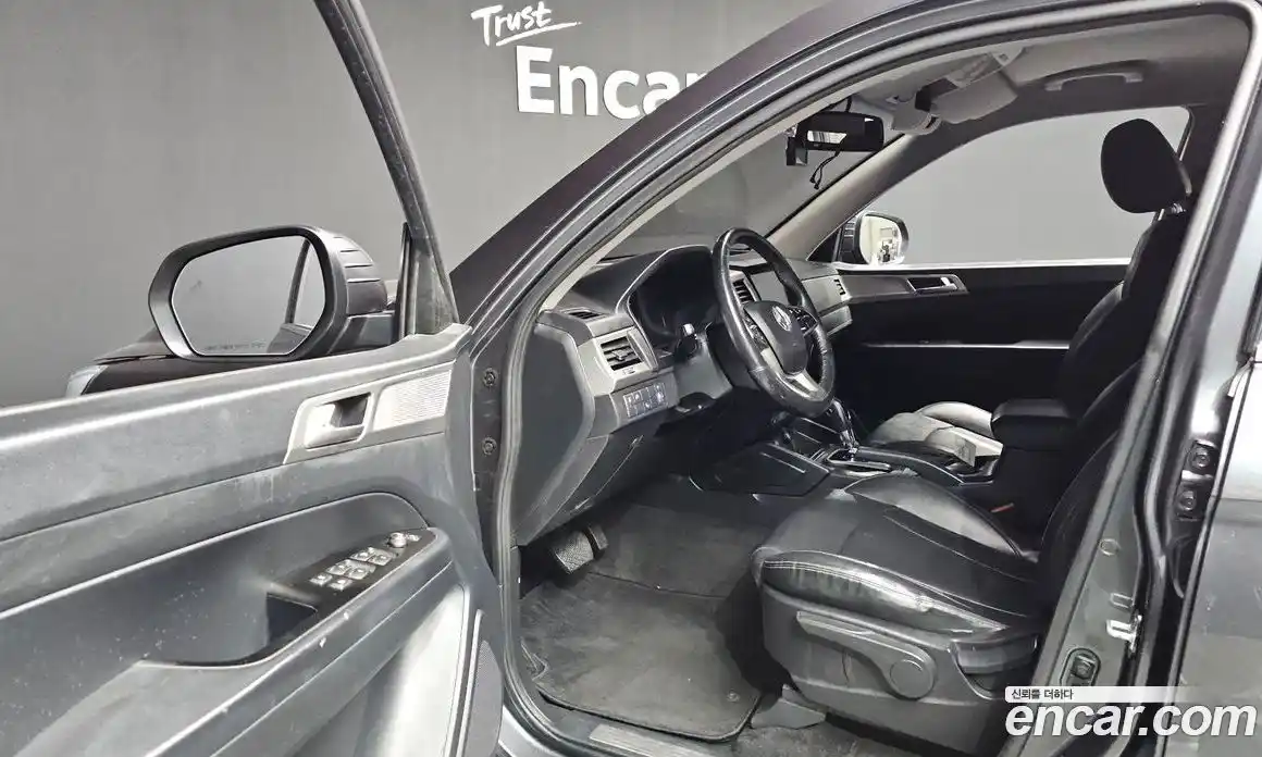 SsangYong Rexton 2018 2.2 Автомат в Москве № 35986, фото 4