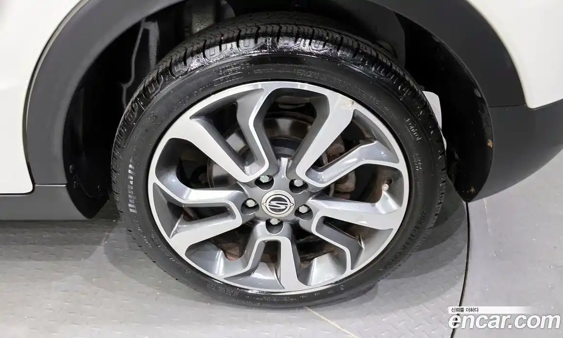 SsangYong TIBOLI 2016 1.6 Автомат в Москве № 36385, фото 5