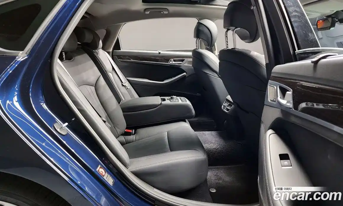 Genesis G80 2018 3.3 Автомат в Москве № 365320, фото 12