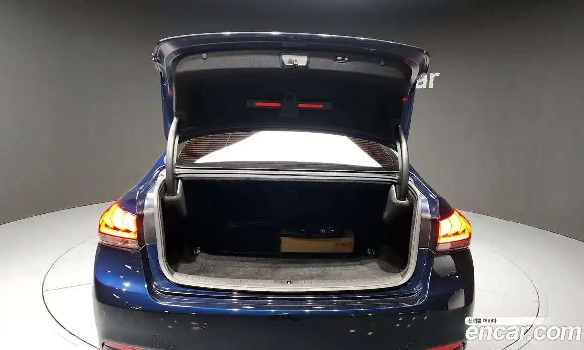 Genesis G80 2018 3.3 Автомат в Москве № 365320, фото 20