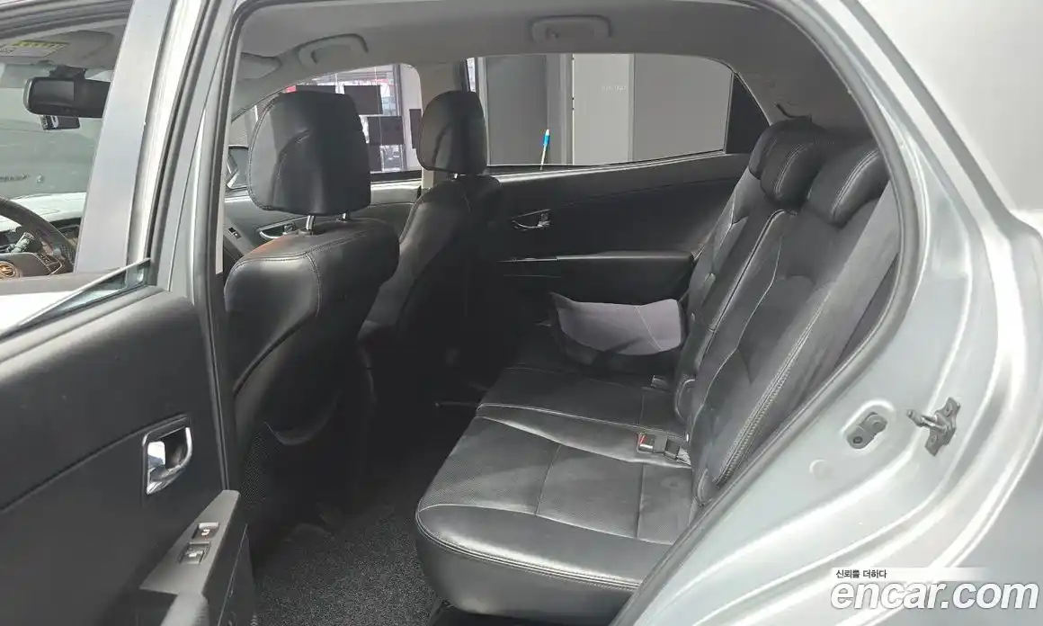 SsangYong Korando 2011 2.0 Автомат в Москве № 369343, фото 13