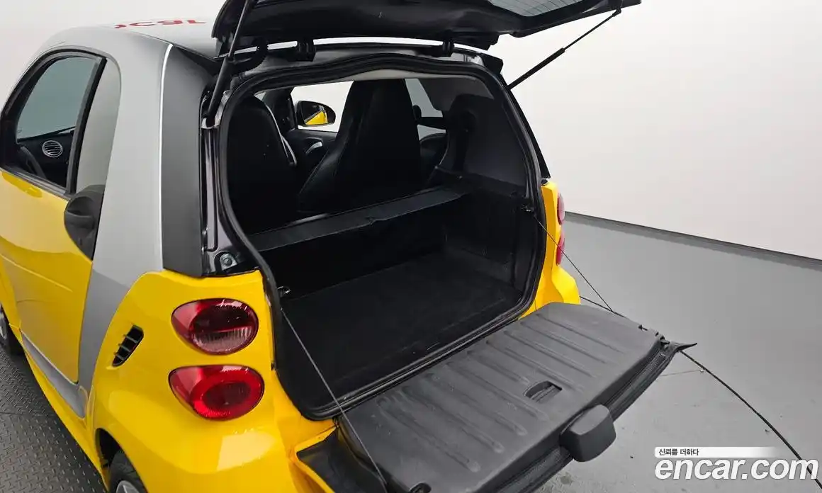 Smart Fortwo 2015 1.0 Автомат в Москве № 376060, фото 18