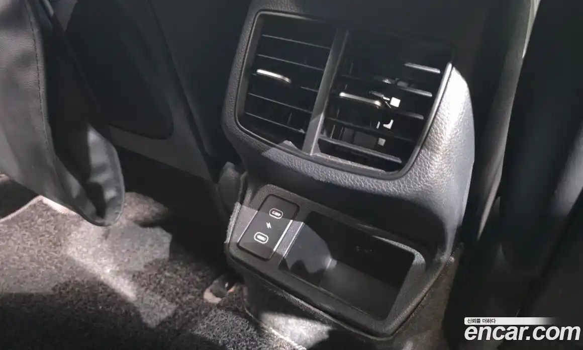 Kia Seltos 2024 2.0 Автомат в Москве № 383560, фото 19