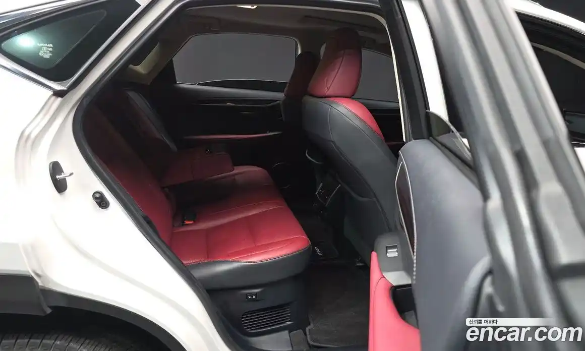 Lexus NX 2020 2.5 Автомат в Москве № 398276, фото 12