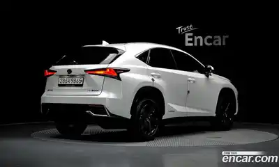 Lexus NX 2020 2.5 Автомат в Москве № 398276, миниатюра 2