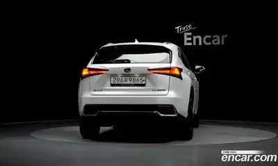Lexus NX 2020 2.5 Автомат в Москве № 398276, миниатюра 4
