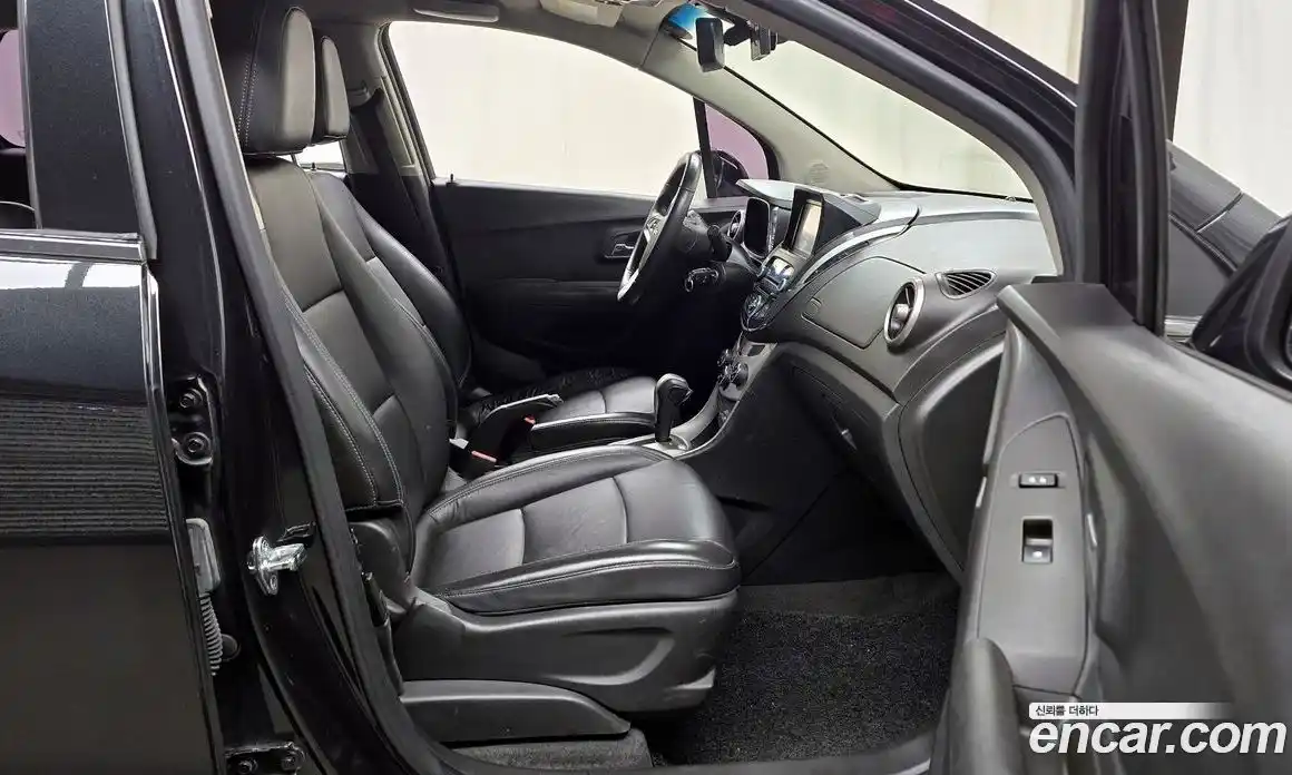 Chevrolet Trax 2015 1.4 Автомат в Москве № 40807, фото 13