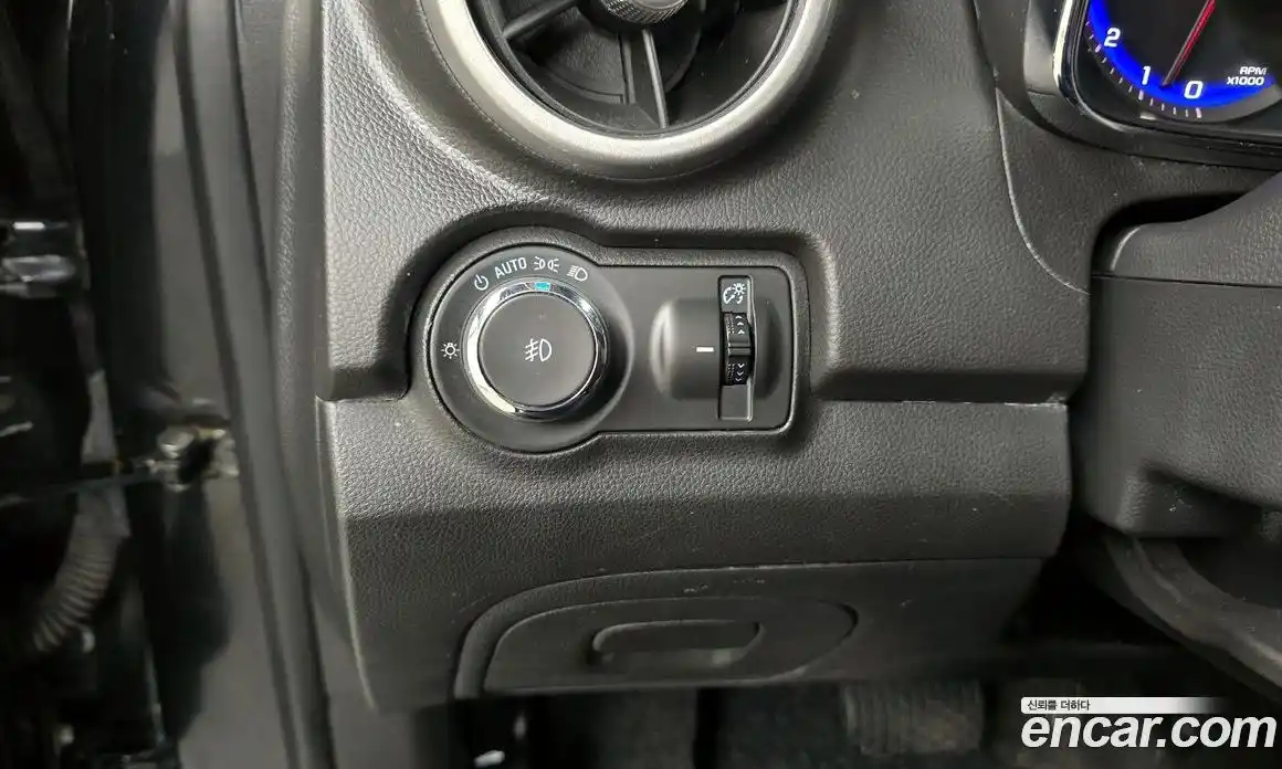 Chevrolet Trax 2015 1.4 Автомат в Москве № 40807, фото 4