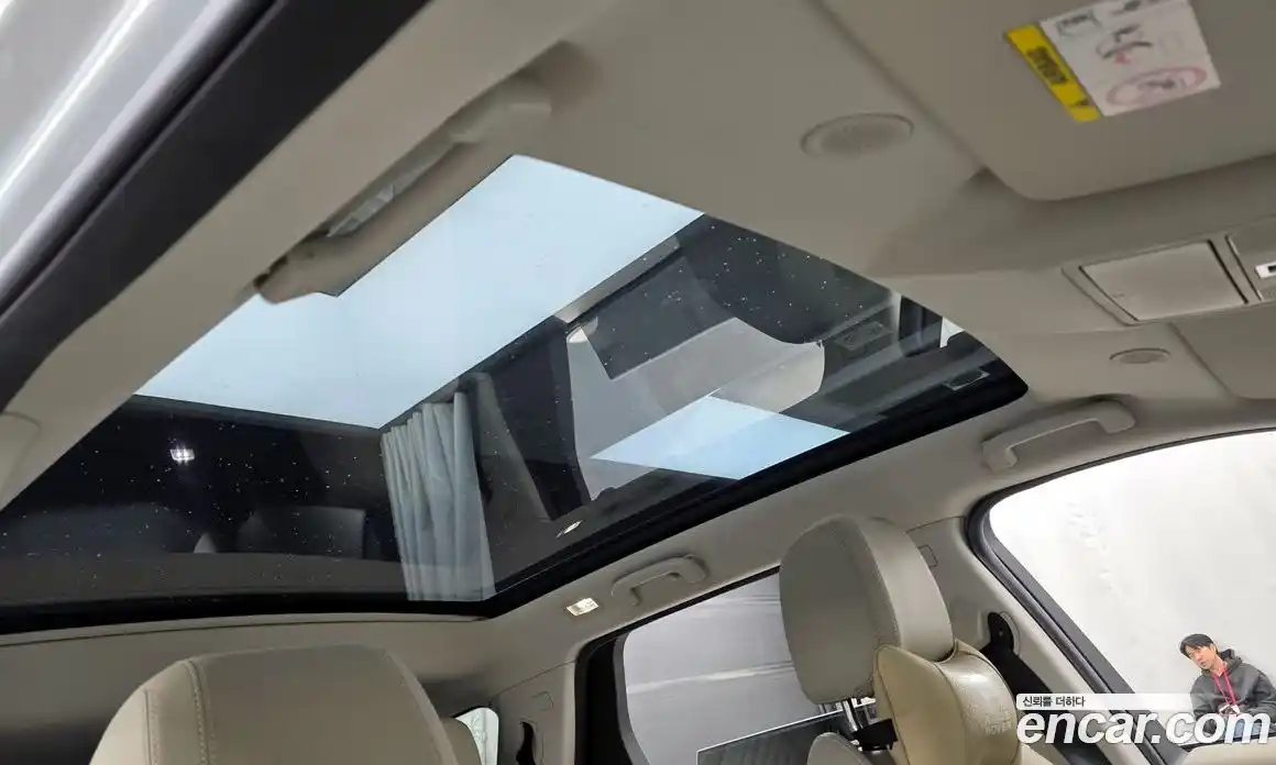 Land Rover Discovery Sport 2023 2.0 Автомат в Москве № 416199, фото 17