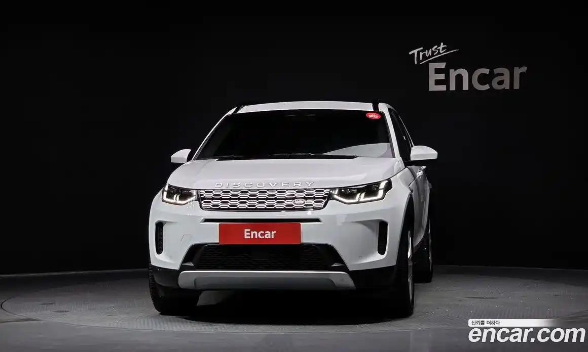 Land Rover Discovery Sport 2023 2.0 Автомат в Москве № 416199, фото 3