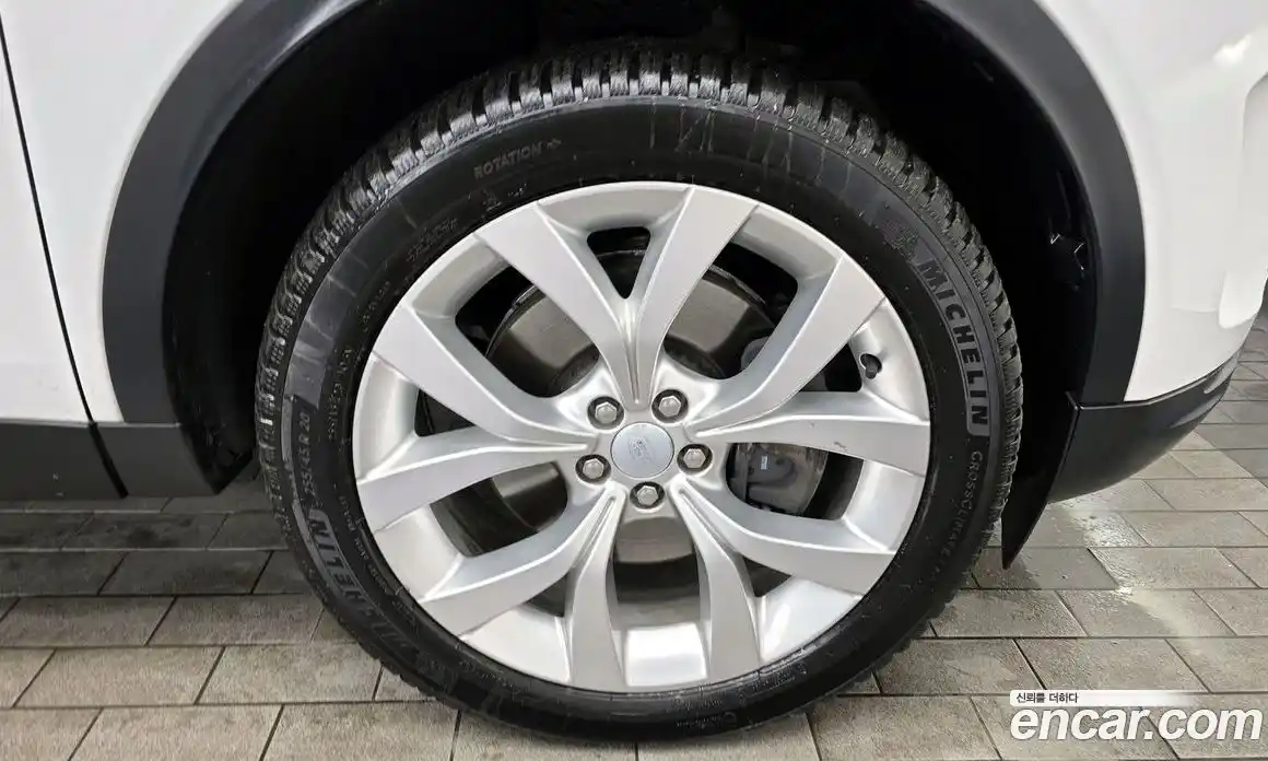 Land Rover Discovery Sport 2023 2.0 Автомат в Москве № 416199, фото 5